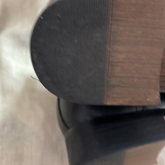 Classic Black Leather Lace-Up Derby Shoes main image 4